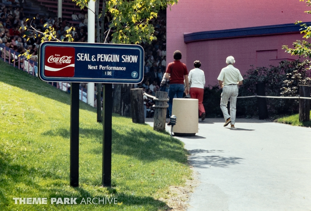 Seal and Otter Stadium at SeaWorld Ohio