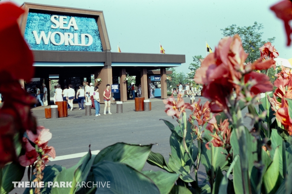 Entrance at SeaWorld Ohio