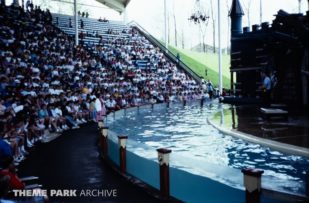 Seal and Otter Stadium at SeaWorld Ohio