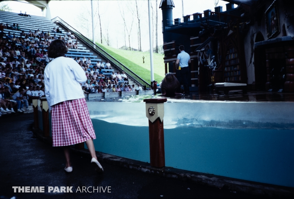 Seal and Otter Stadium at SeaWorld Ohio