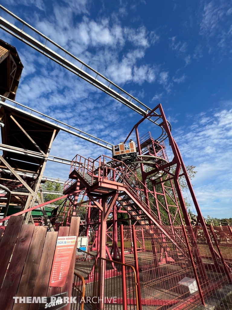 Woodstock Express at Walibi Rhone Alpes