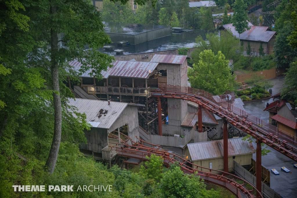 Tennessee Tornado at Dollywood