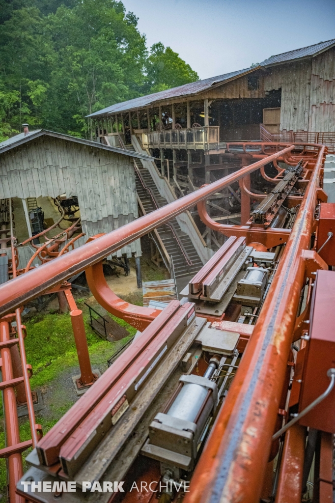 Tennessee Tornado at Dollywood