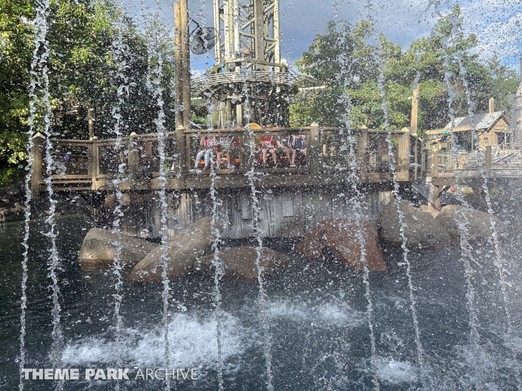 Drop Line at Dollywood