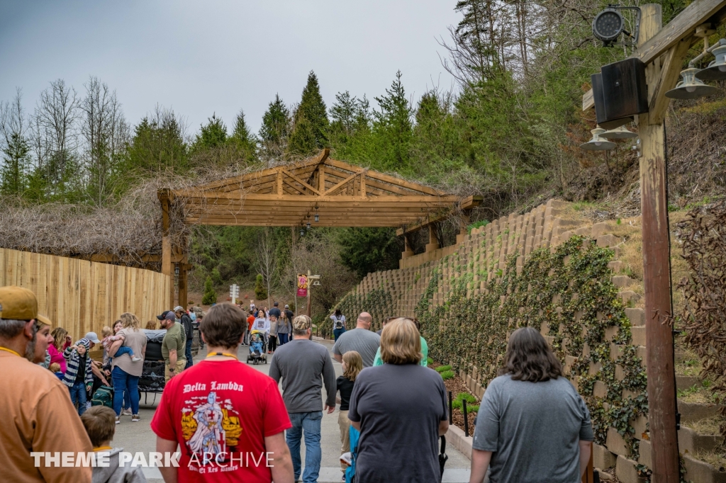 Plaza at Wilderness Pass at Dollywood