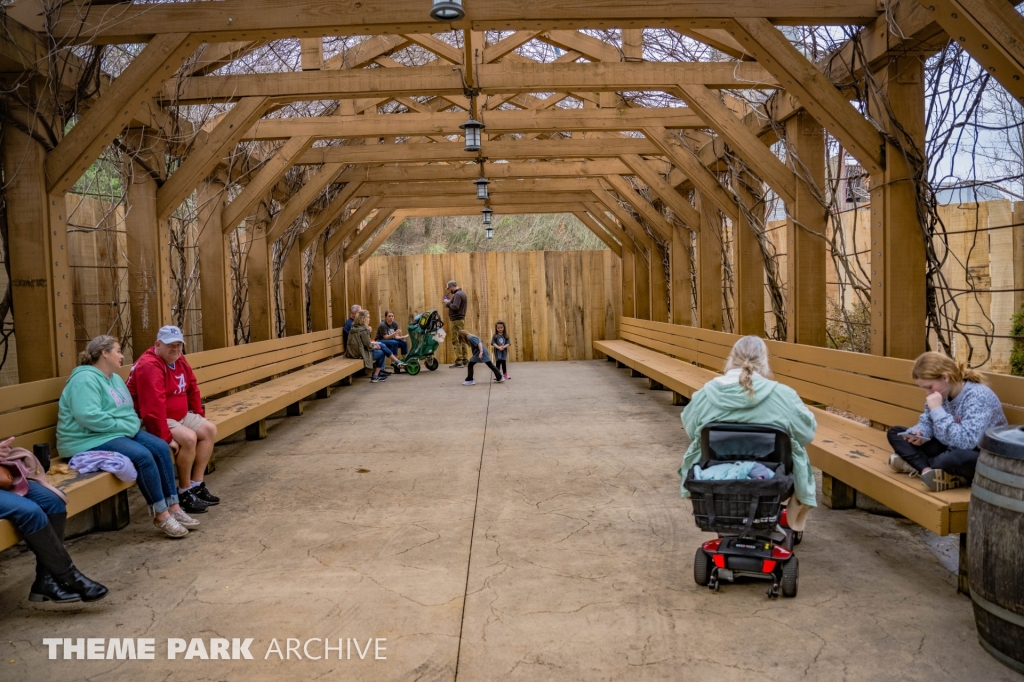 Plaza at Wilderness Pass at Dollywood