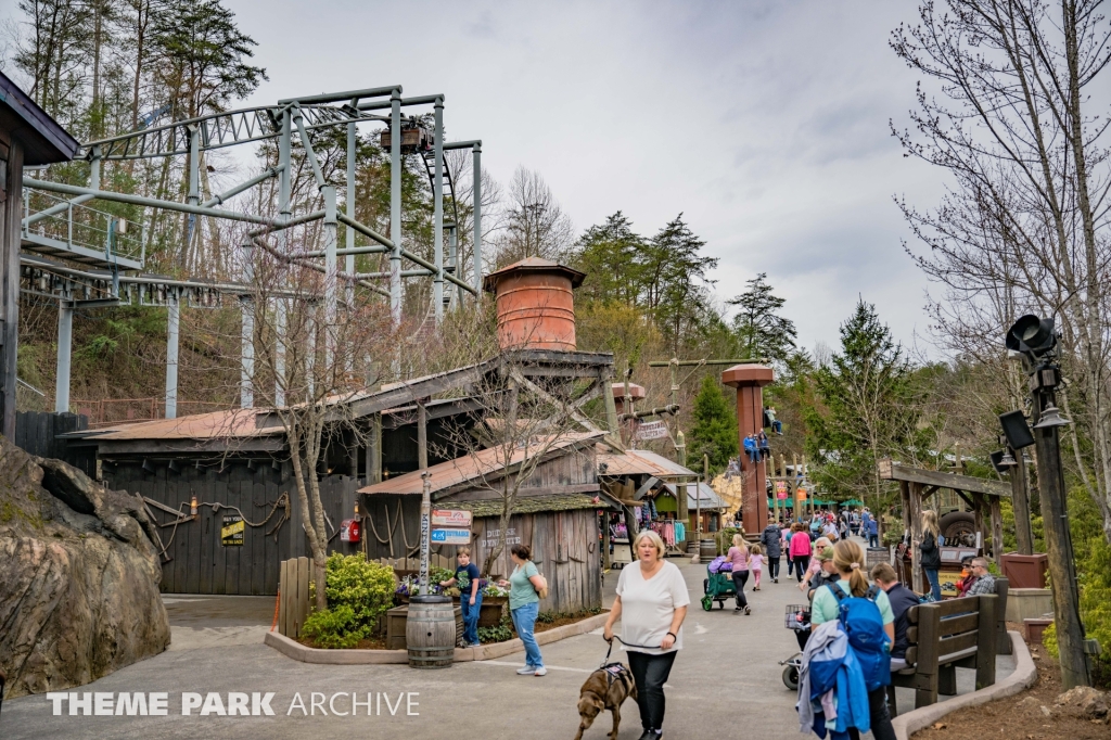 Timber Canyon at Dollywood