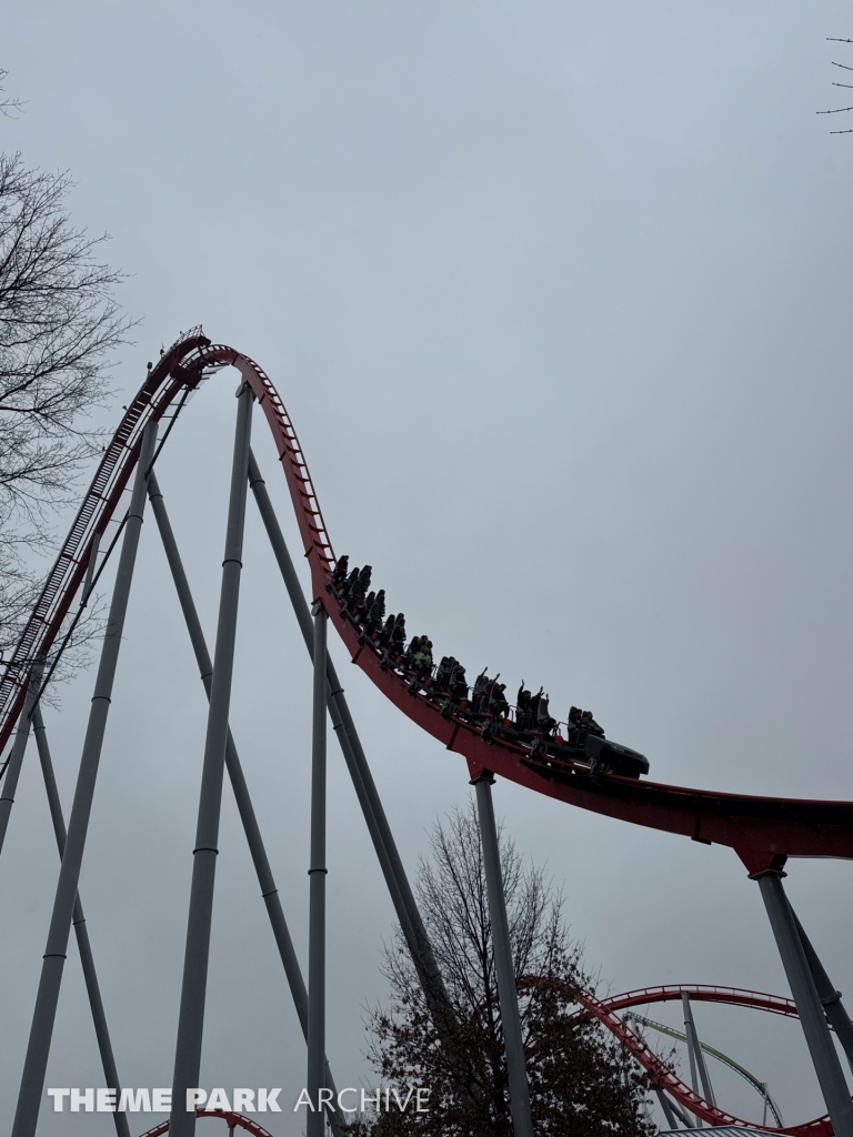 Thunder Striker at Carowinds