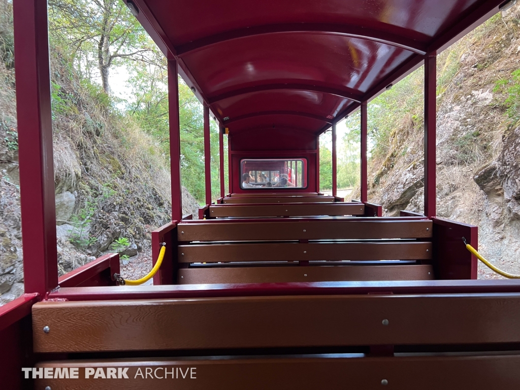 Train at Parc des Combes