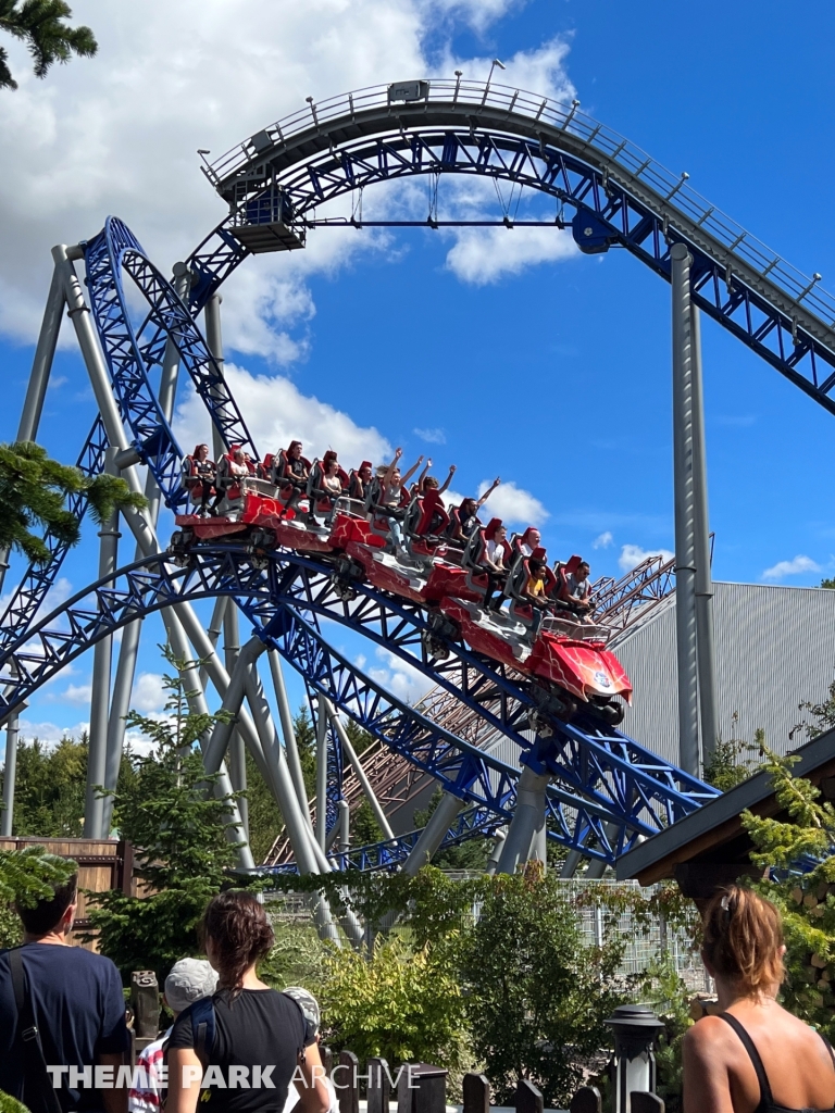 Alpina Blitz at Nigloland