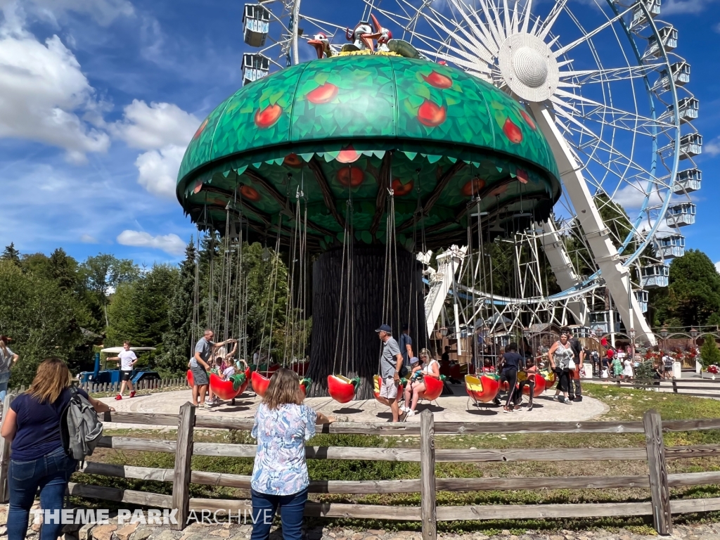 Apple Flight at Nigloland