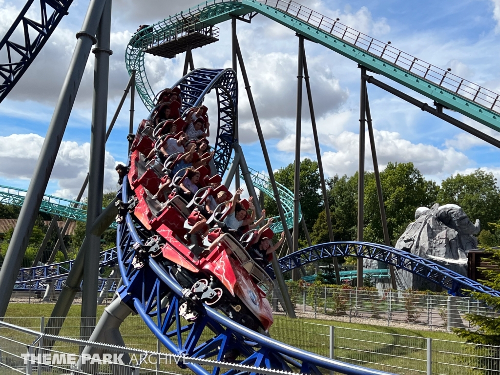 Alpina Blitz at Nigloland