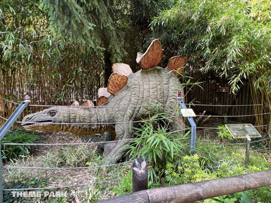 Dinosaures Aventure at Nigloland