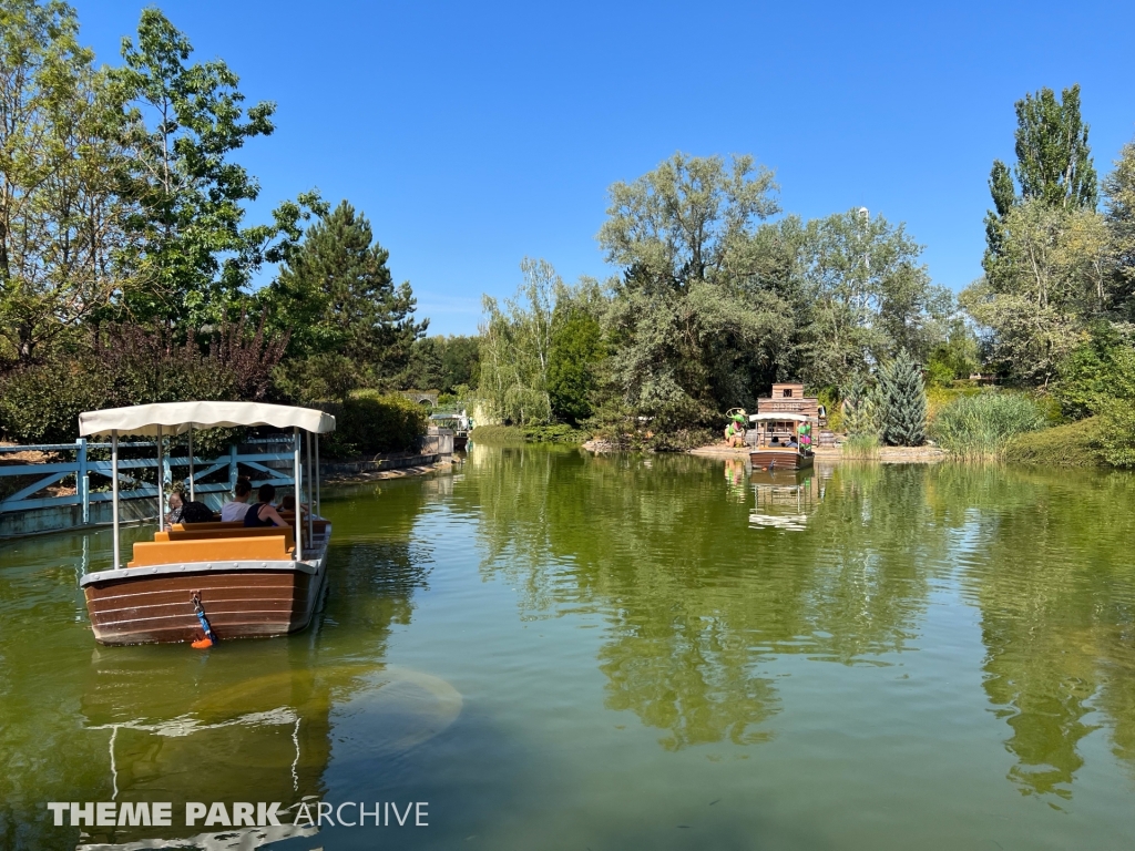 Waly Boat at Walygator Grand Est