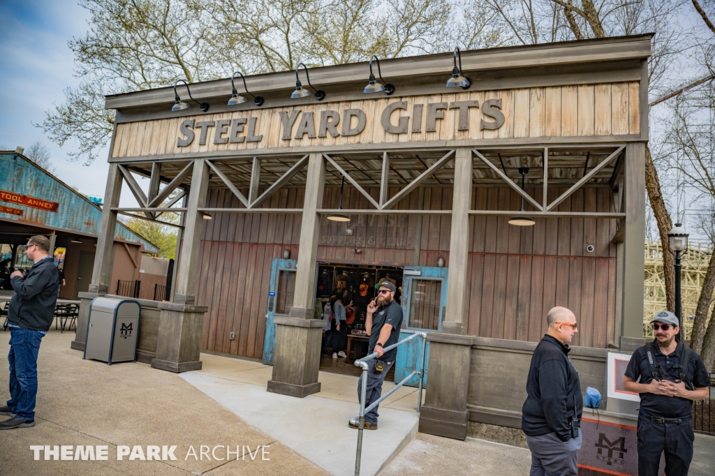 Steel Yard at Dorney Park