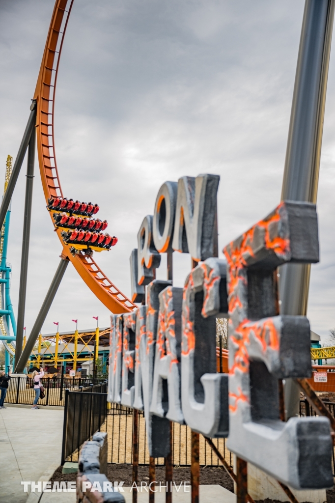 Iron Menace at Dorney Park