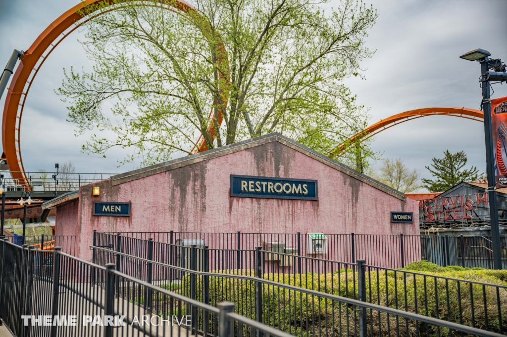 Steel Yard at Dorney Park