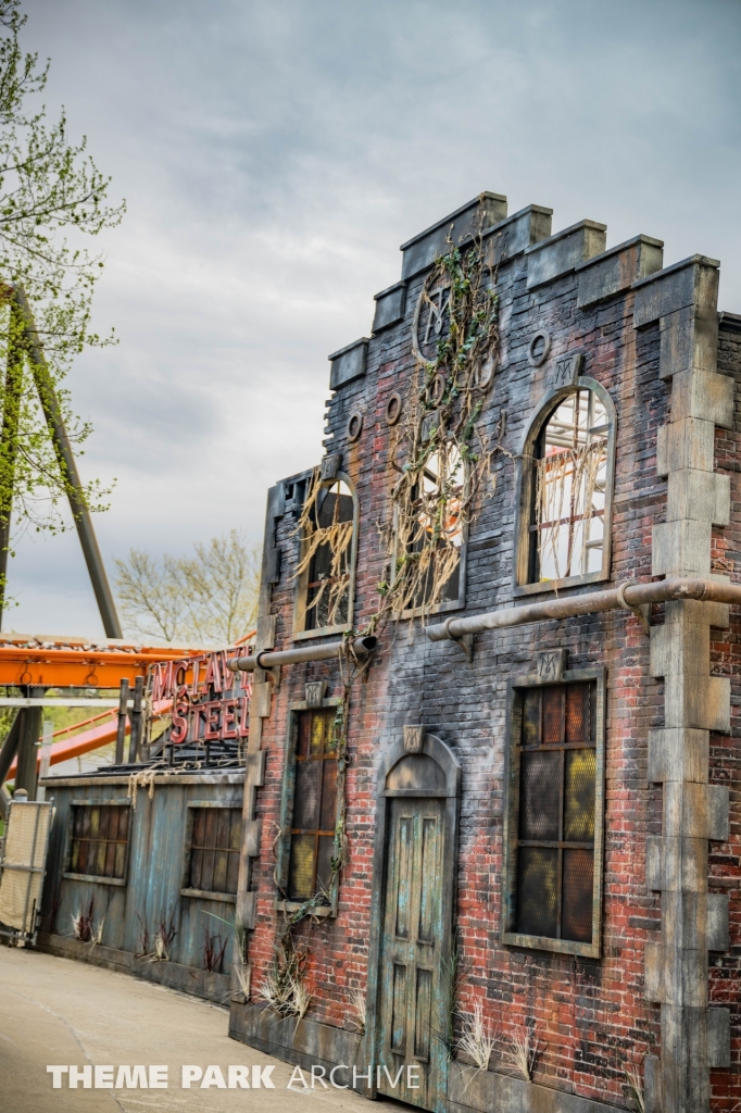 Steel Yard at Dorney Park