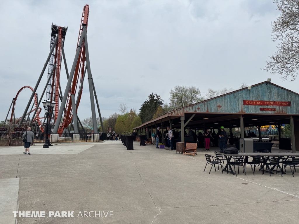 Steel Yard at Dorney Park