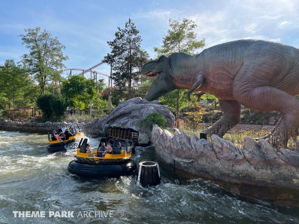 Roaring River at Holiday Park