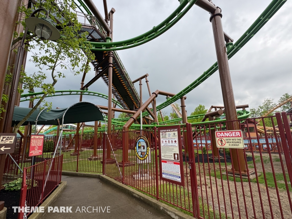 Flying Ace Aerial Chase at Kings Island