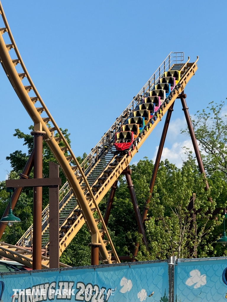 Snoopy's Soap Box Racers at Kings Island