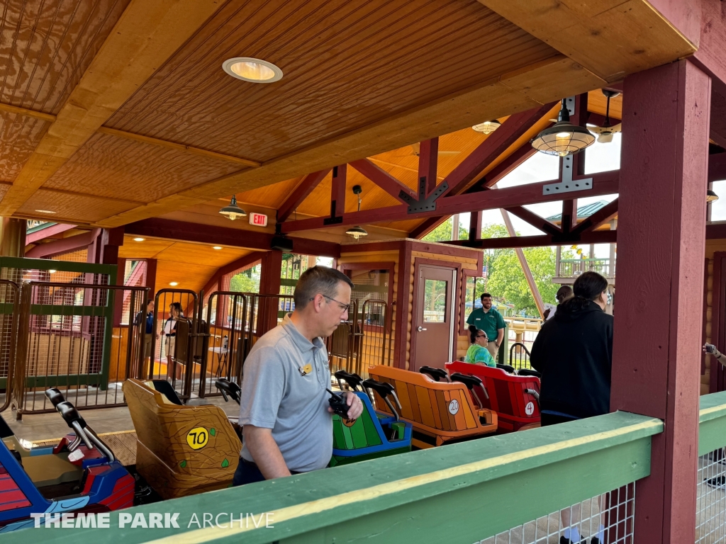 Snoopy's Soap Box Racers at Kings Island