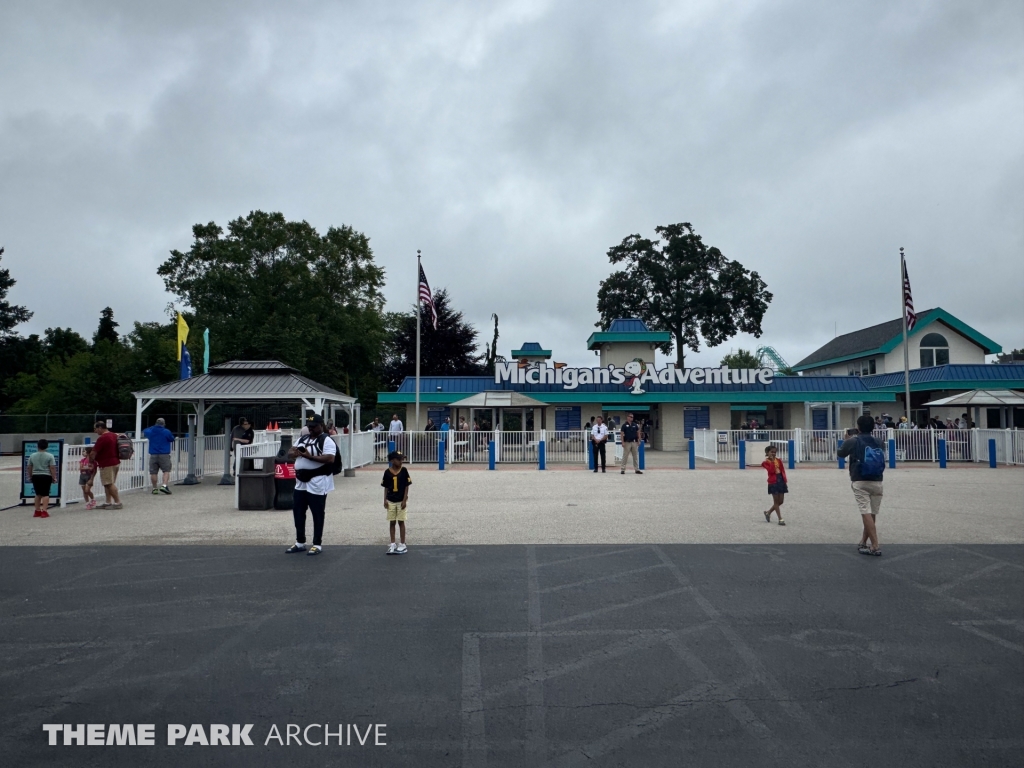 Entrance at Michigan's Adventure