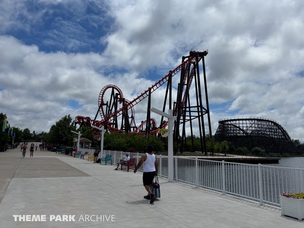 Thunderhawk at Michigan's Adventure