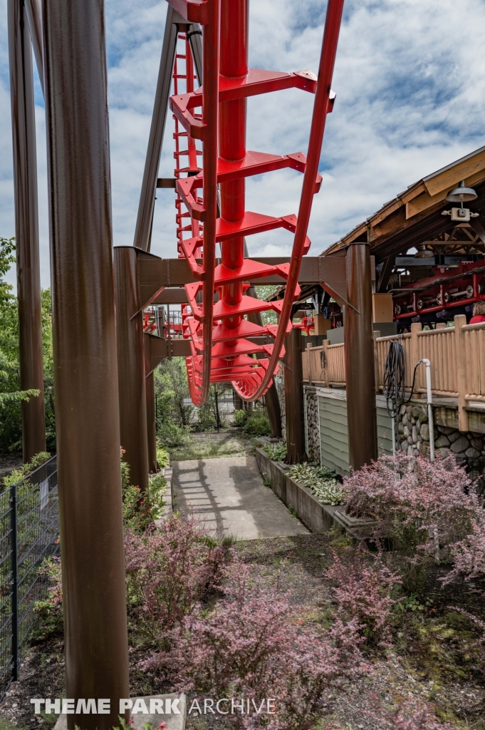 Thunderhawk at Michigan's Adventure