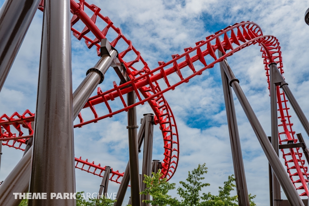 Thunderhawk at Michigan's Adventure