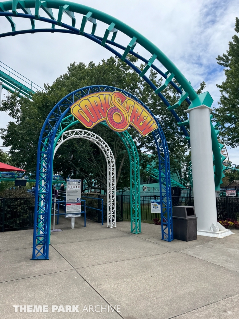 Corkscrew at Michigan's Adventure