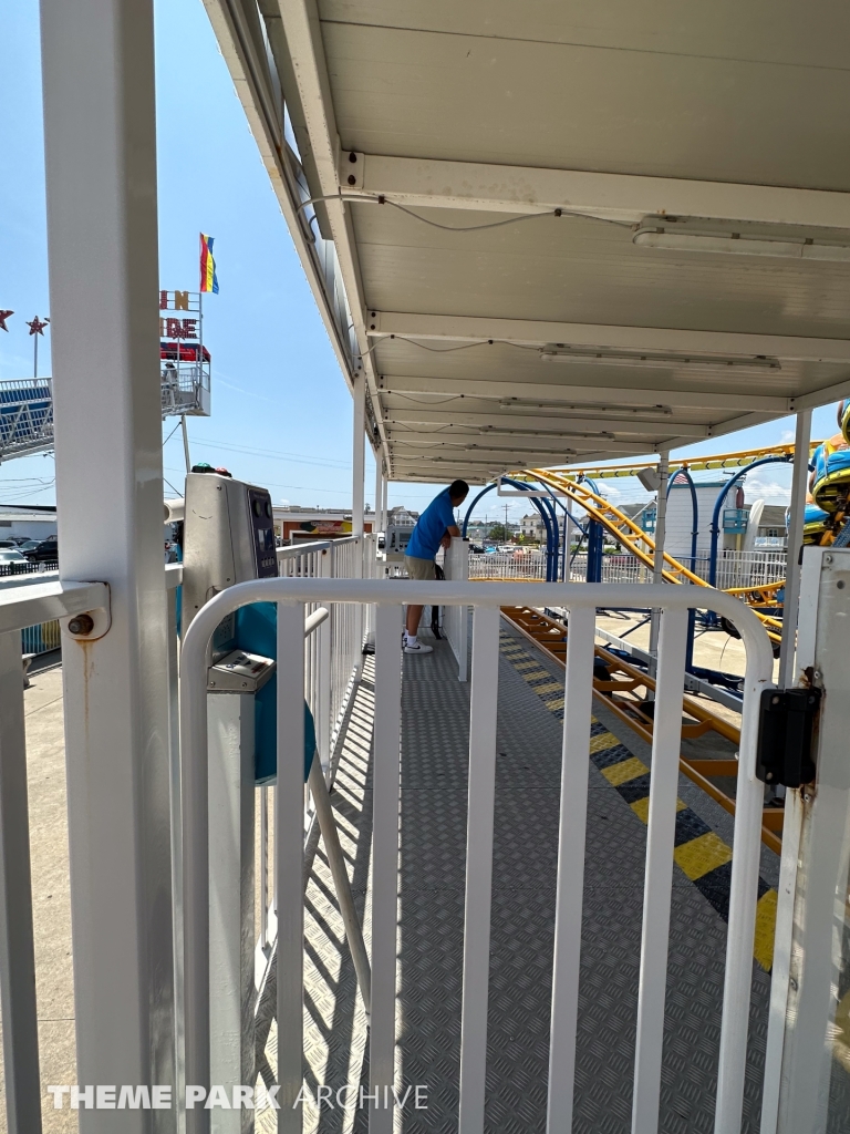 Tidal Wave at Jenkinson's Boardwalk