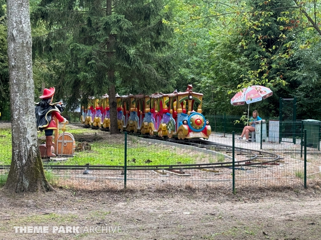 Pasakų Traukinys at Raubonių Parkas