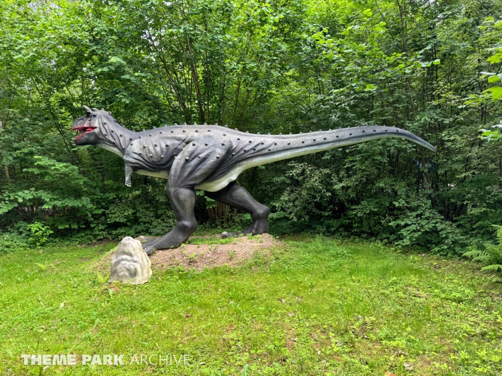 Dinozaurų Parkas at Raubonių Parkas