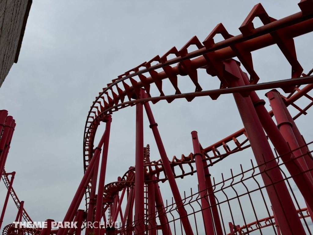 Roller Coaster Mayan at Energylandia