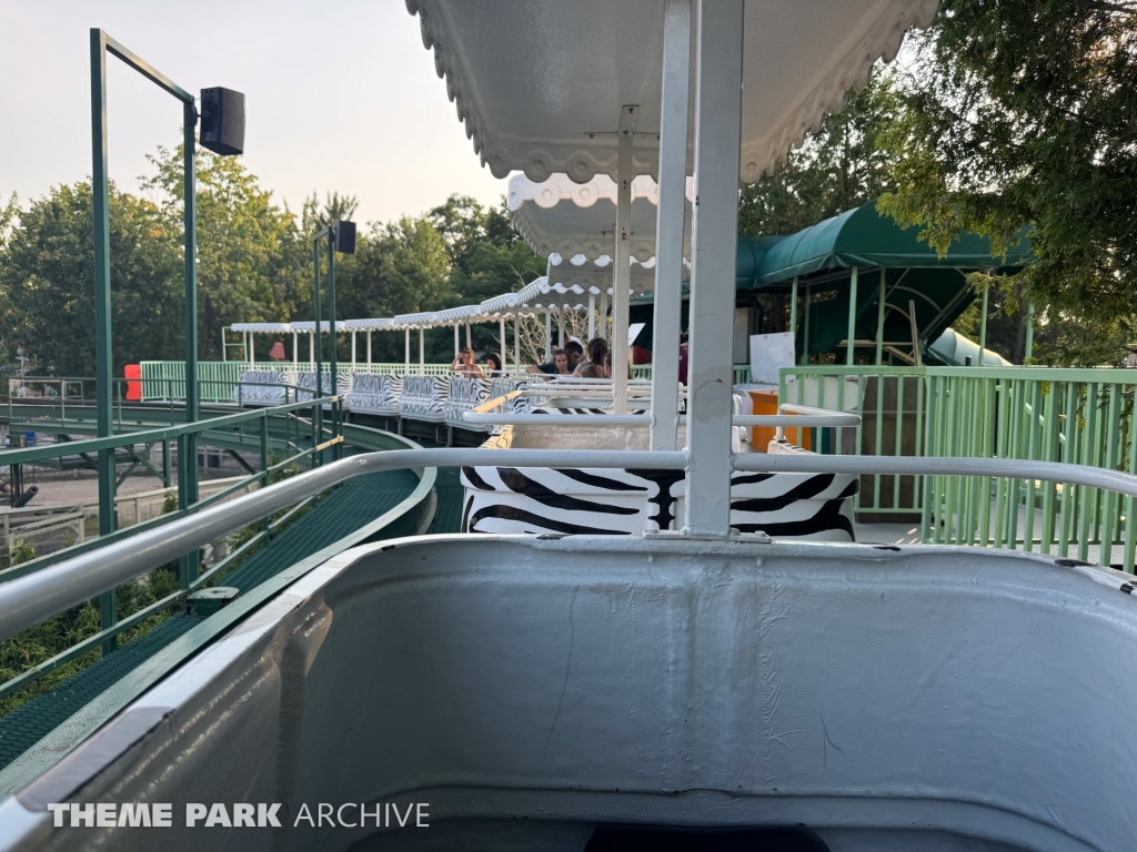 The Orient Express Aerial Train at Zoo de Granby