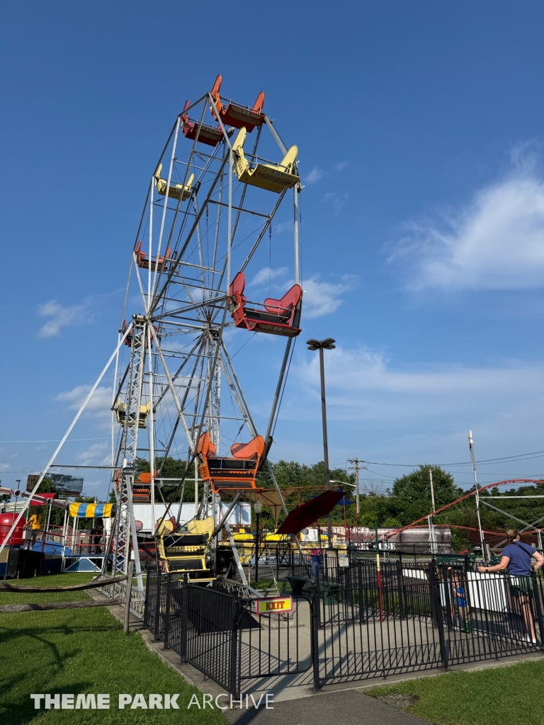 Ferris Wheel at Huck Finn's Playland