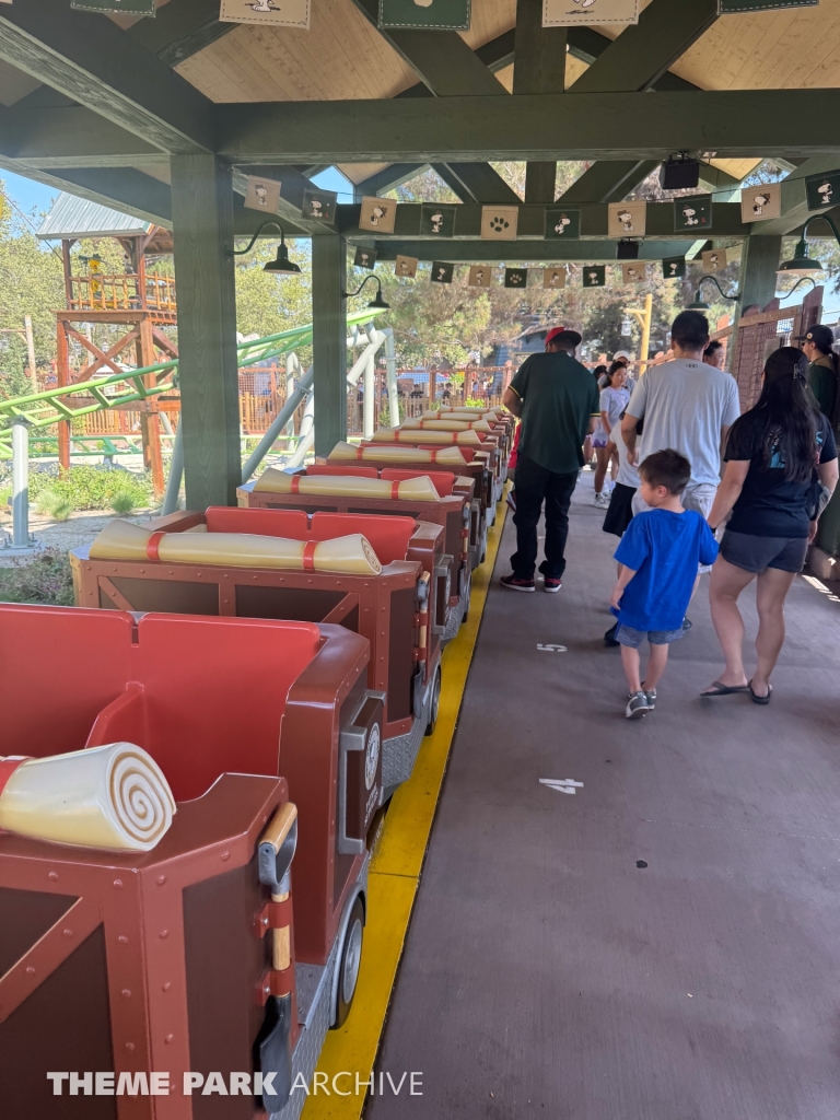 Snoopy's Tenderpaw Twister Coaster at Knott's Berry Farm