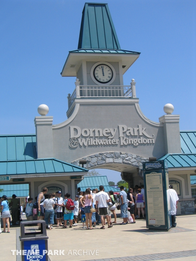 Entrance at Dorney Park