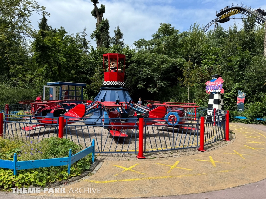 Squad's Stunt Flight at Walibi Holland