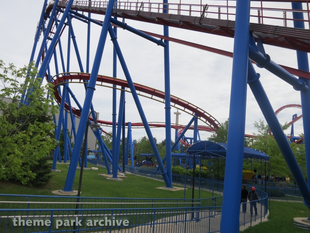 Superman Ultimate Flight at Six Flags Great America