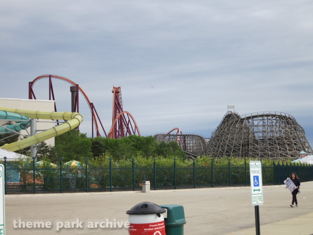 Raging Bull at Six Flags Great America