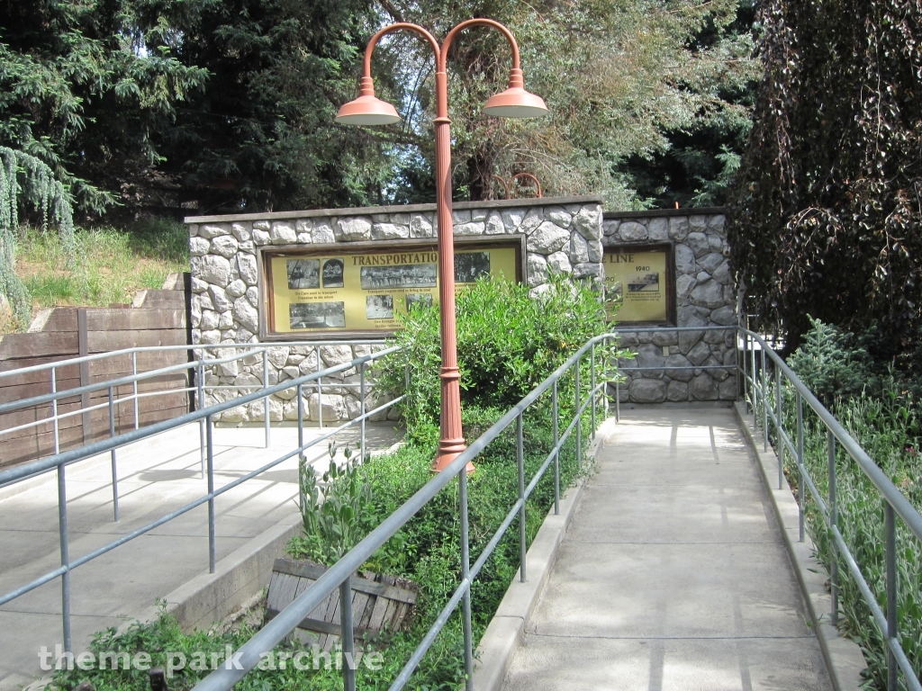 Quicksilver Express at Gilroy Gardens