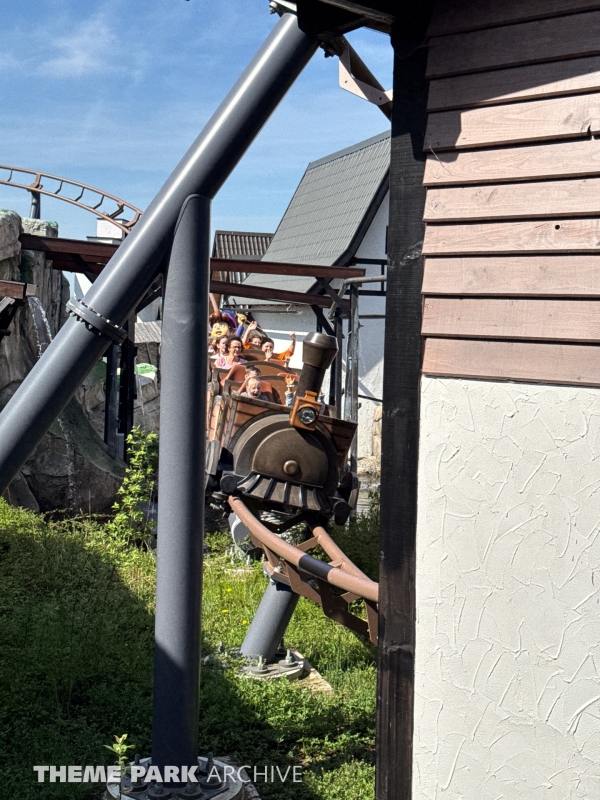 Fridolin's verruckter Zauberexpress at Fantasiana Erlebnispark Strasswalchen