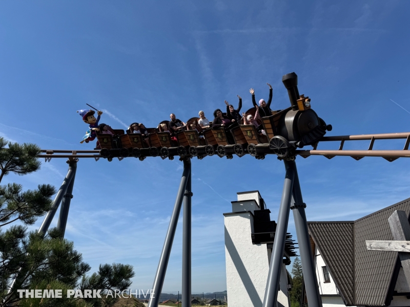 Fridolin's verruckter Zauberexpress at Fantasiana Erlebnispark Strasswalchen