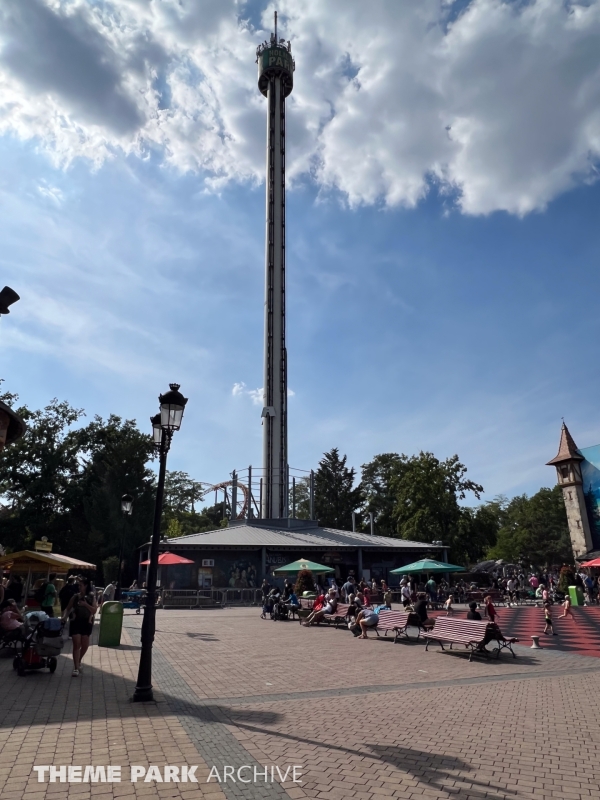 Free Fall Tower at Holiday Park
