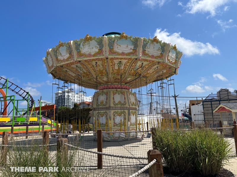 Wave Swinger at Keansburg Amusement Park