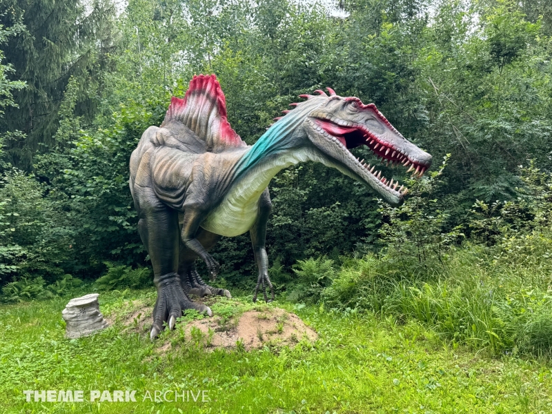 Dinozaurų Parkas at Raubonių Parkas