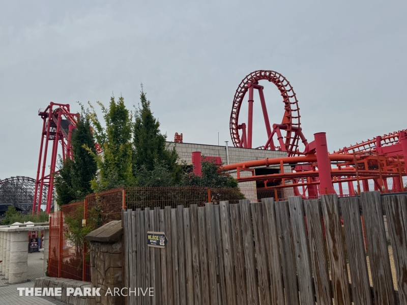 Roller Coaster Mayan at Energylandia